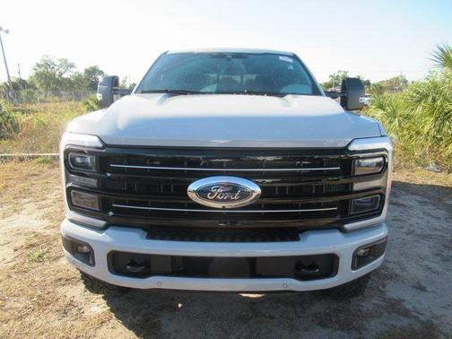 2026 Ford F-250 Platinum