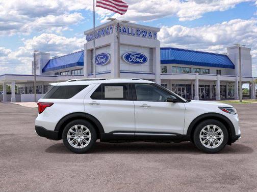 White Metallic 2027 Ford Explorer Platinum