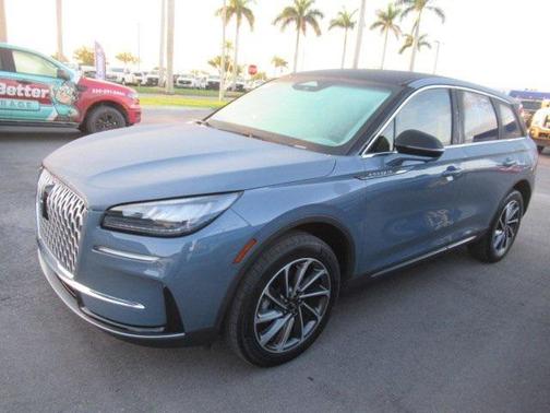 2023 Lincoln Corsair Standard