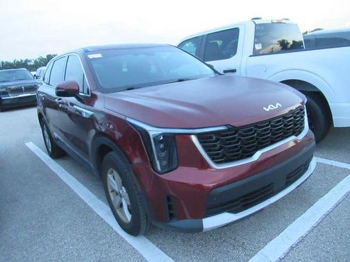 Red 2024 Kia Sorento LX