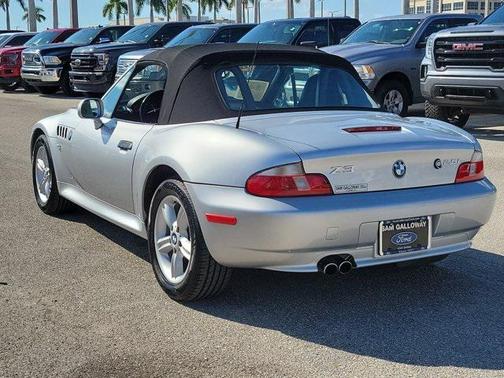 2001 BMW Z3 2.5i Roadster