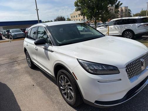 2022 Lincoln Corsair Standard