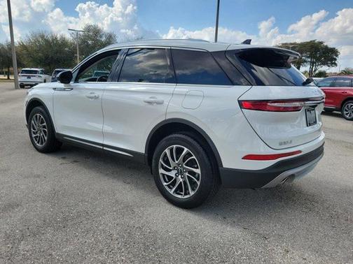 2022 Lincoln Corsair Standard