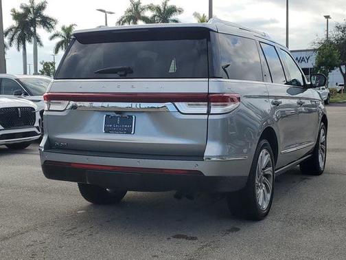 2022 Lincoln Navigator Reserve