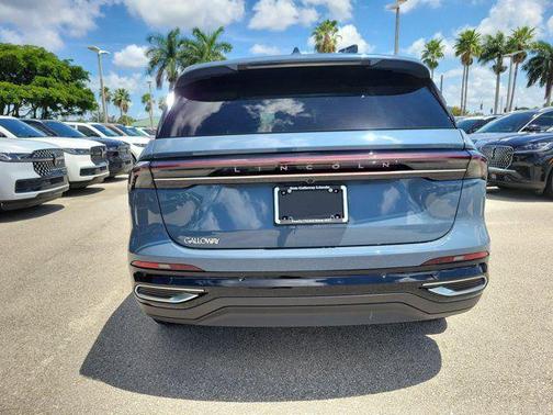 Whisper Blue Metallic Clearcoat 2026 Lincoln Nautilus Premiere