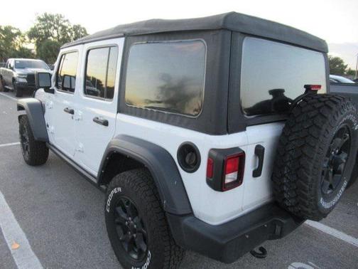 2022 Jeep Wrangler Willys