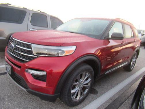 Red Metallic 2022 Ford Explorer XLT