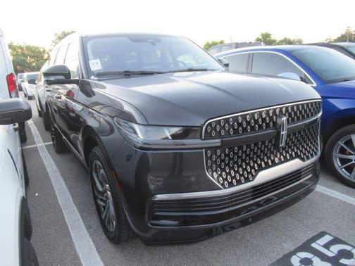 Starlight 2025 Lincoln Navigator Reserve