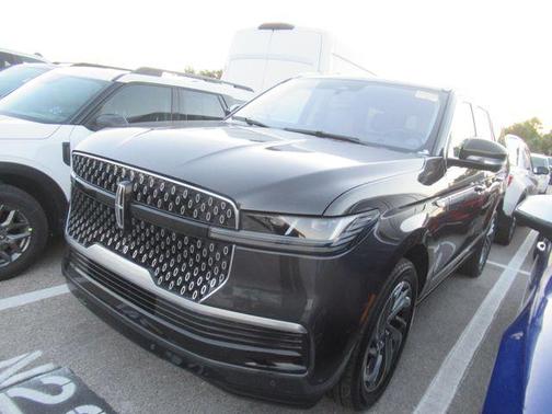 Starlight 2025 Lincoln Navigator Reserve