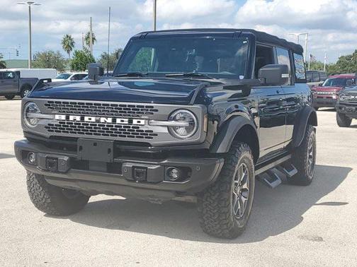 2022 Ford Bronco Badlands