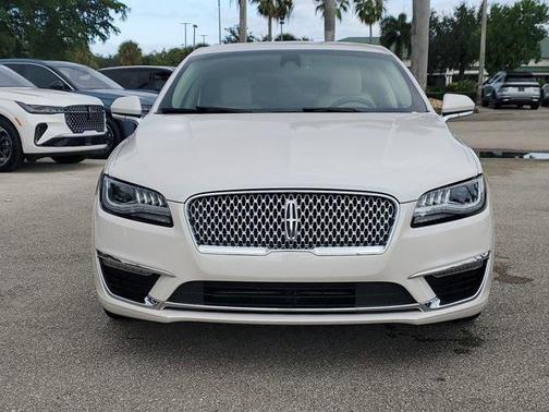 2020 Lincoln MKZ Standard