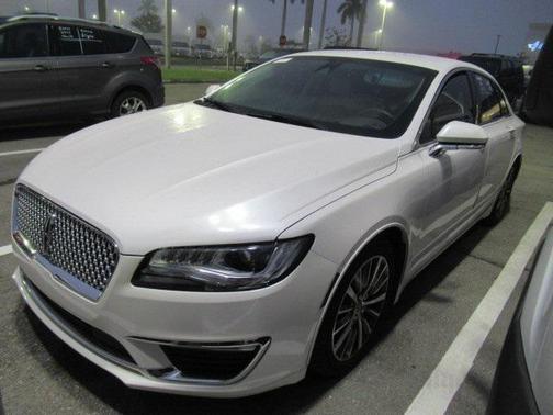 2020 Lincoln MKZ Standard