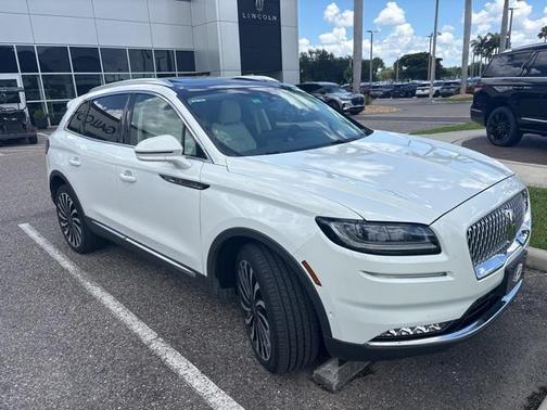 2022 Lincoln Nautilus Black Label