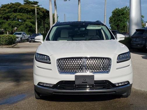 2022 Lincoln Nautilus Black Label