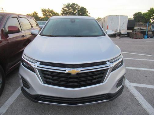Silver Ice Metallic 2022 Chevrolet Equinox 1LT