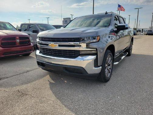 Steel Metallic 2021 Chevrolet Silverado 1500 LT