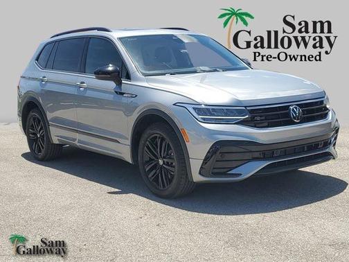 2022 Volkswagen Tiguan 2.0T SE R-Line Black