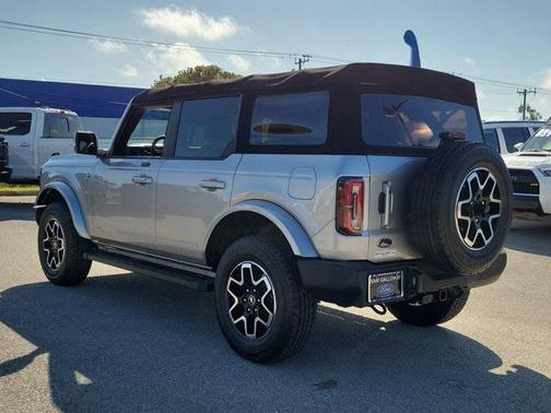 2021 Ford Bronco Outer Banks