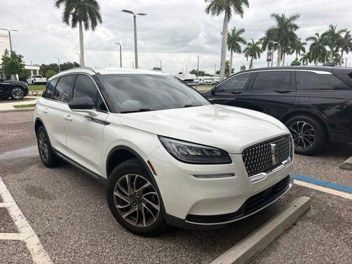 Pristine White Metallic Tri-Coat 2022 Lincoln Corsair Standard