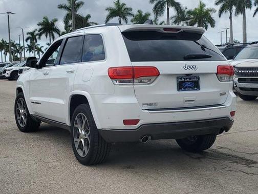 2018 Jeep Grand Cherokee Sterling Edition