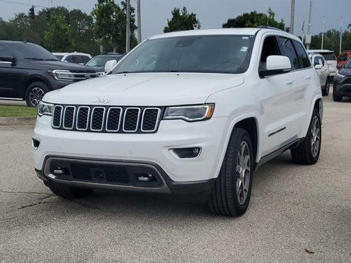 2018 Jeep Grand Cherokee Sterling Edition