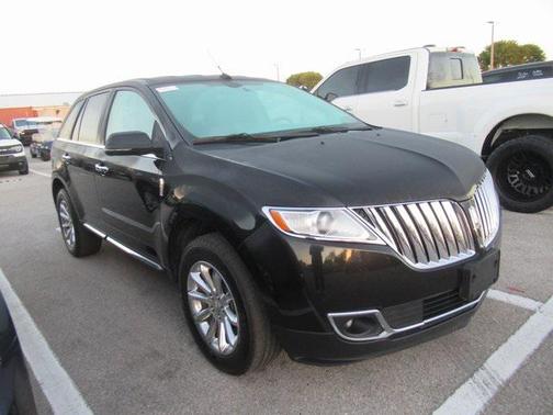 2013 Lincoln MKX Base