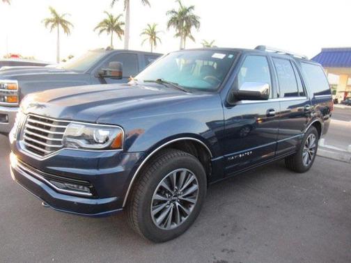 2015 Lincoln Navigator Base