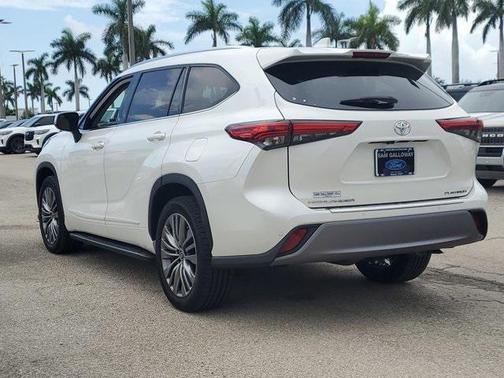 2020 Toyota Highlander Platinum