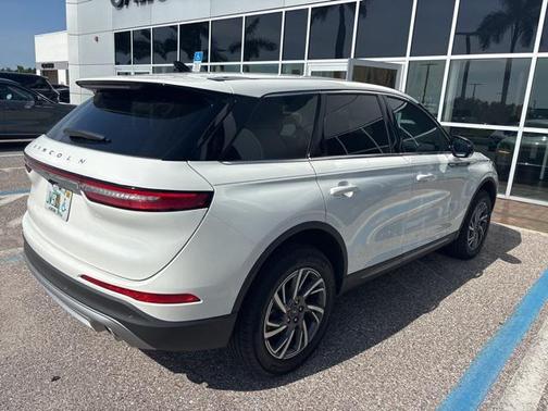 2024 Lincoln Corsair Premiere