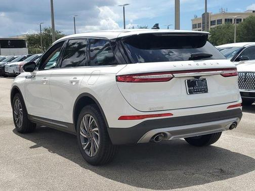 2024 Lincoln Corsair Premiere