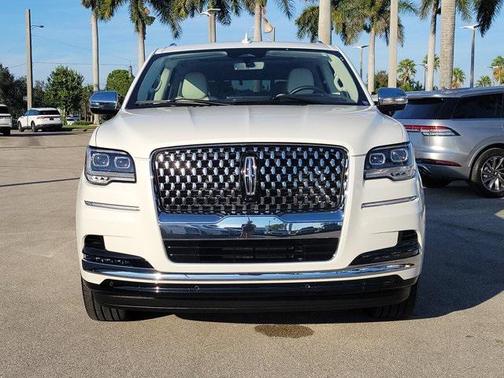 2024 Lincoln Navigator Black Label