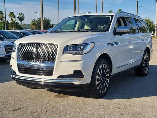 2024 Lincoln Navigator Black Label