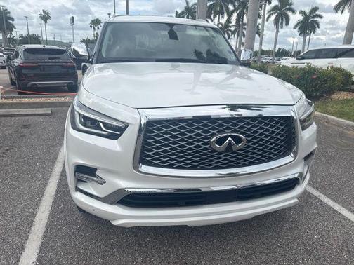 Moonstone 2019 INFINITI QX80 Luxe