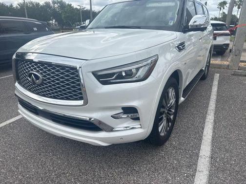 Moonstone 2019 INFINITI QX80 Luxe