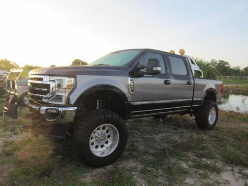 Blue Metallic 2022 Ford F-350 Lariat