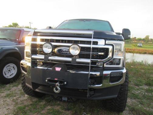 Blue Metallic 2022 Ford F-350 Lariat