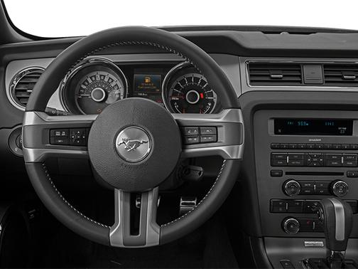 2013 Ford Mustang V6