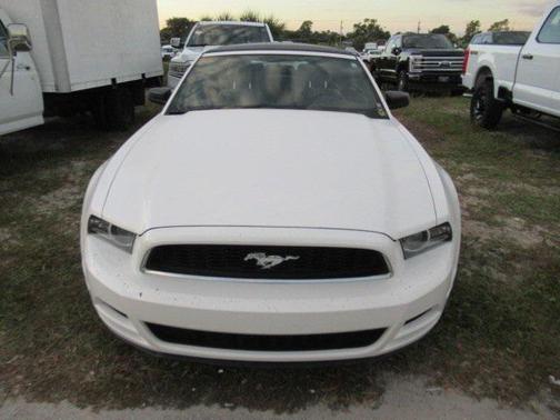 2013 Ford Mustang V6