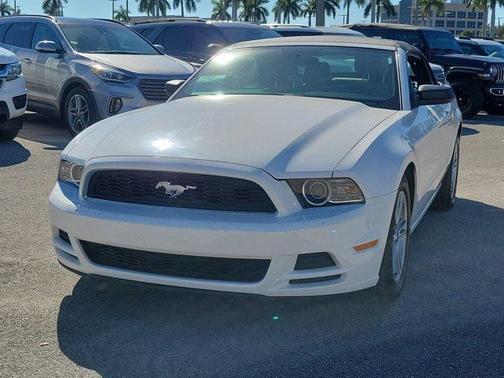 2013 Ford Mustang V6