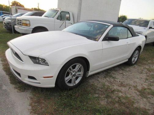 2013 Ford Mustang V6