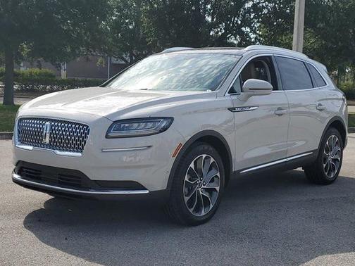 2022 Lincoln Nautilus Reserve