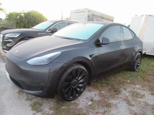 2025 Tesla Model Y Performance