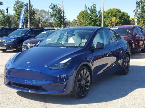 2023 Tesla Model Y Performance