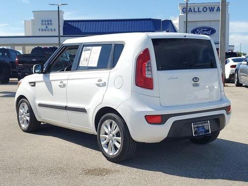 2013 Kia Soul Base