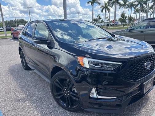 2021 Ford Edge ST