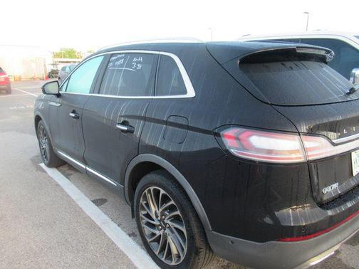 2020 Lincoln Nautilus Reserve