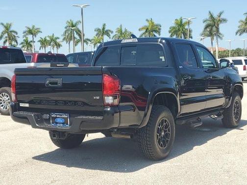 2022 Toyota Tacoma SR5