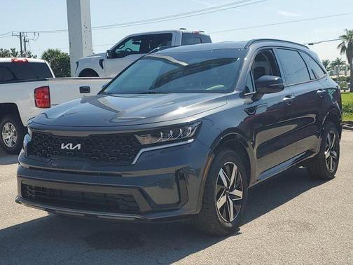 2023 Kia Sorento S