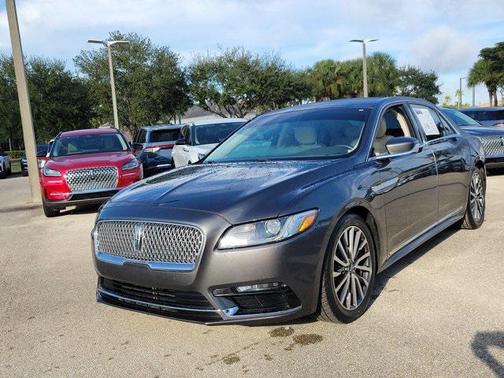 2017 Lincoln Continental Select