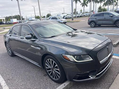2017 Lincoln Continental Select